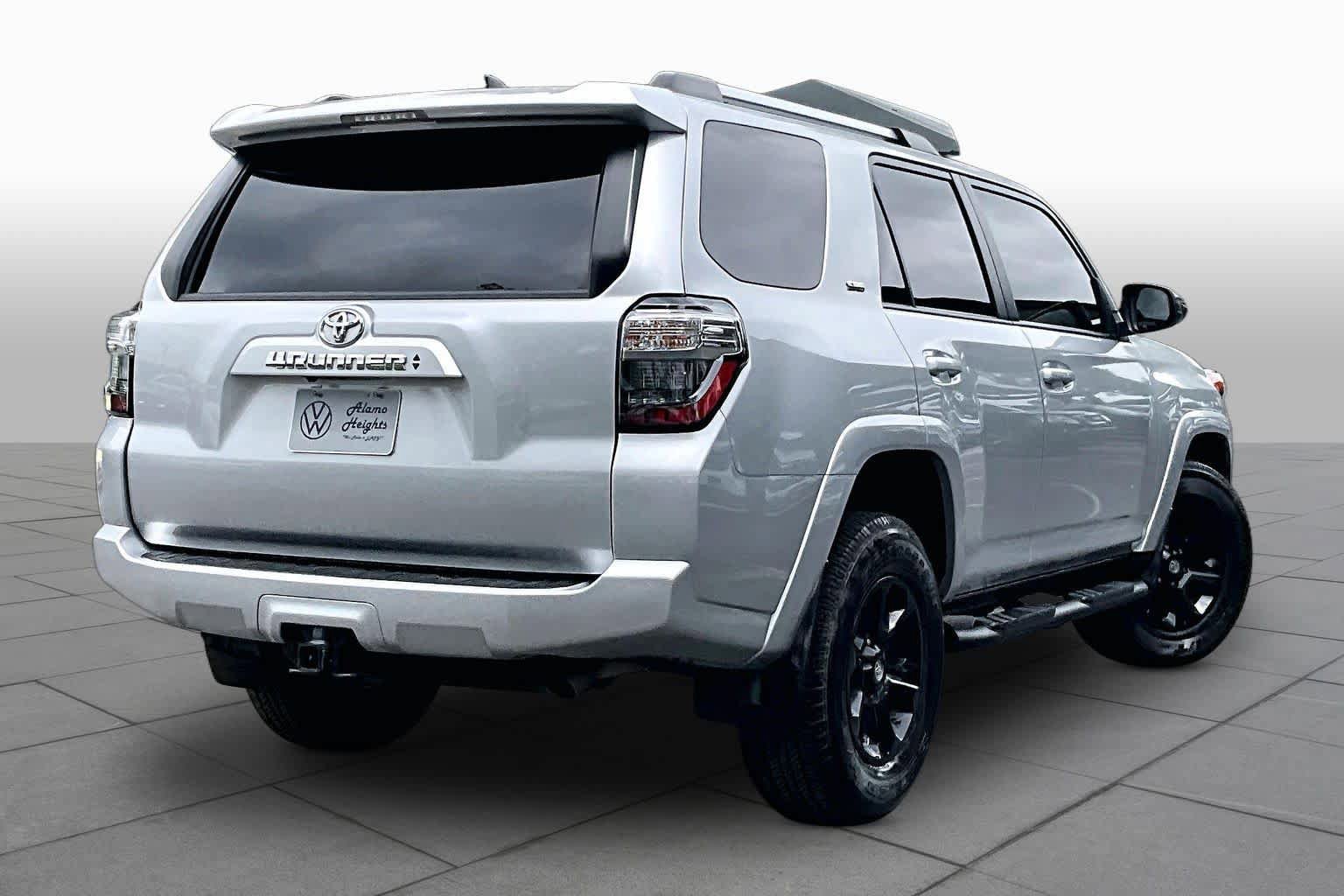 Used 2024 Toyota 4Runner SR5 RWD image 12