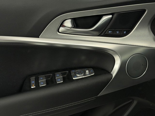 New 2026 Genesis G70 2.5T Prestige image 12