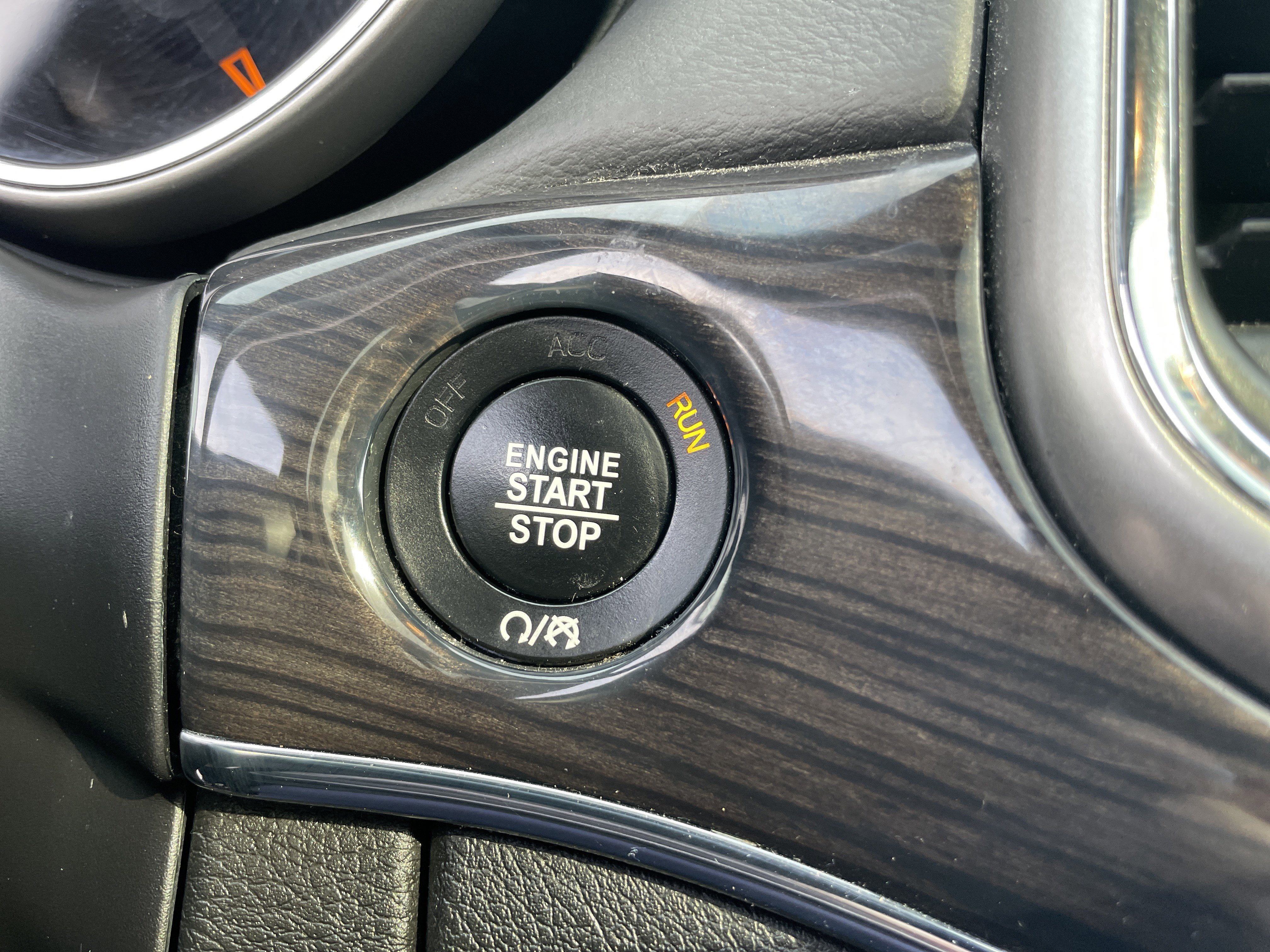 Used 2018 Jeep Grand Cherokee Overland image 50