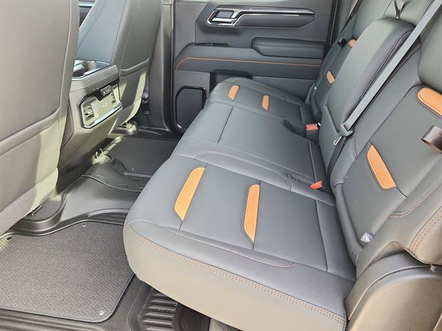 Used 2025 GMC Sierra 1500 AT4 image 10