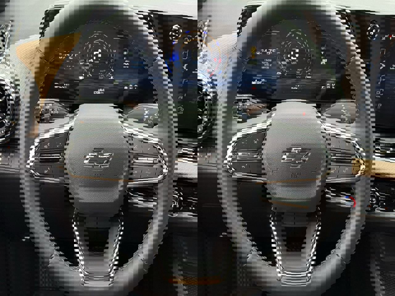 Certified 2026 Chevrolet Equinox ACTIV w/ LPO, Floor Liner Package image 12