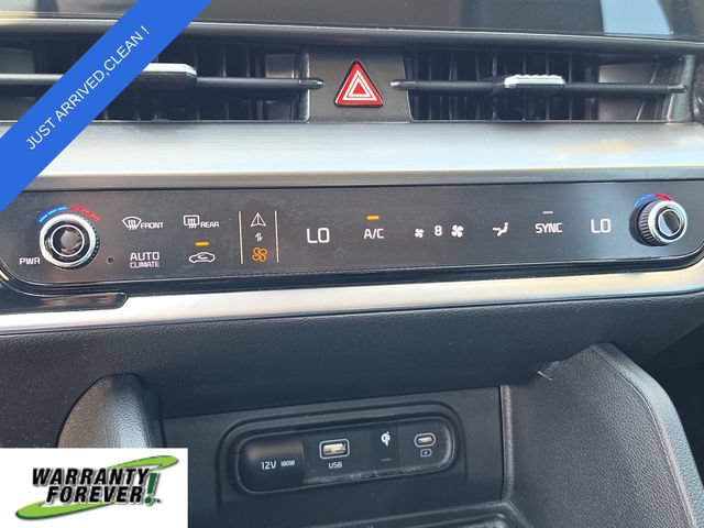 Used 2025 Kia Sportage EX FWD image 25