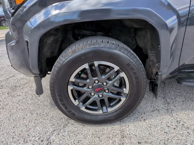 Certified 2024 Toyota Tacoma TRD Sport w/ TRD Sport Upgrade Package AWD/4WD image 9