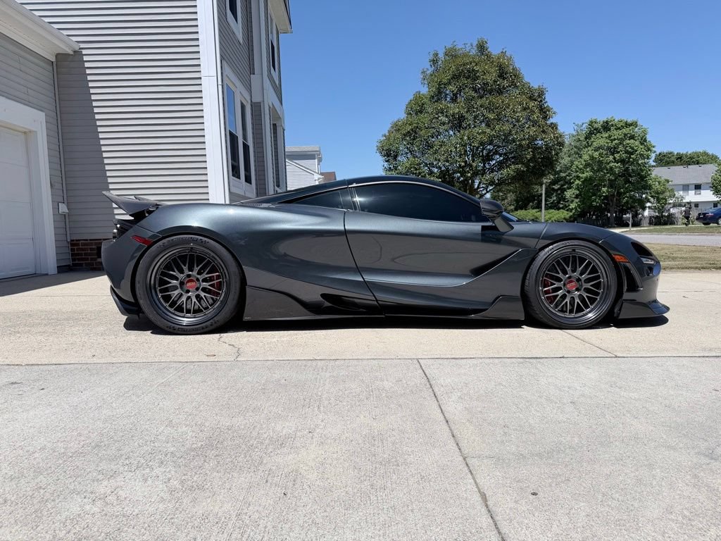 Used 2019 McLaren 720S Performance RWD image 26
