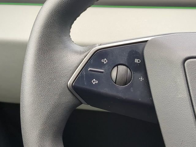 Used 2024 Tesla Cybertruck AWD Crew Cab image 25