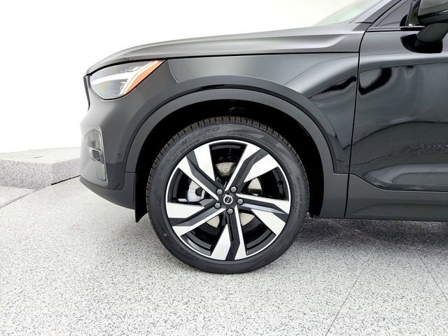 New 2026 Volvo XC40 B5 Ultra w/ Climate Package image 25