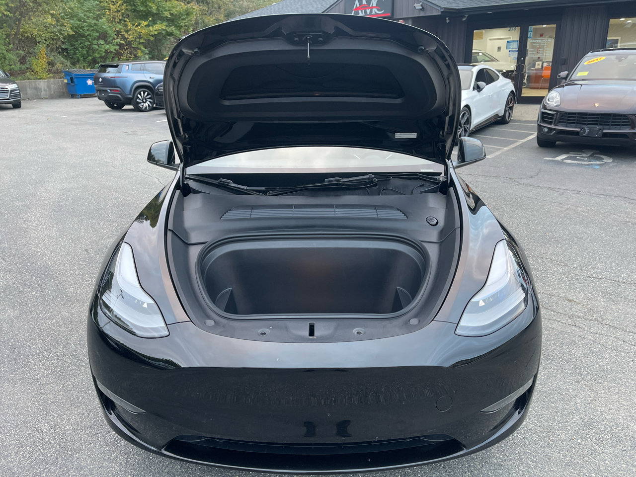 Used 2024 Tesla Model Y Long Range image 51