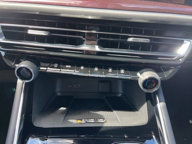 New 2026 Chevrolet Traverse RS w/ LPO, Floor Liner Package FWD image 39