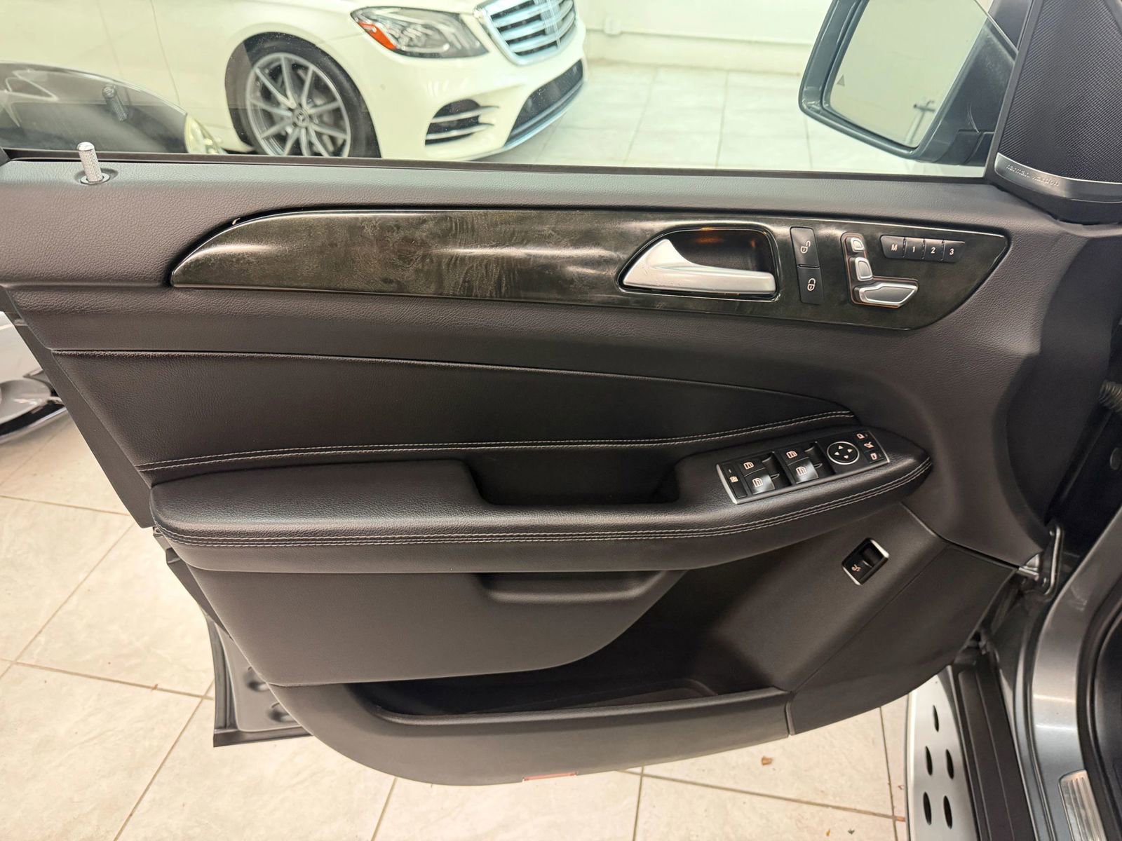 Used 2017 Mercedes-Benz GLS 450 4MATIC w/ Premium Package image 13