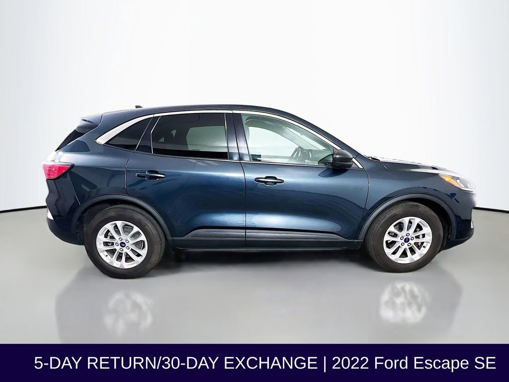 Used 2022 Ford Escape SE w/ Convenience Package FWD image 9