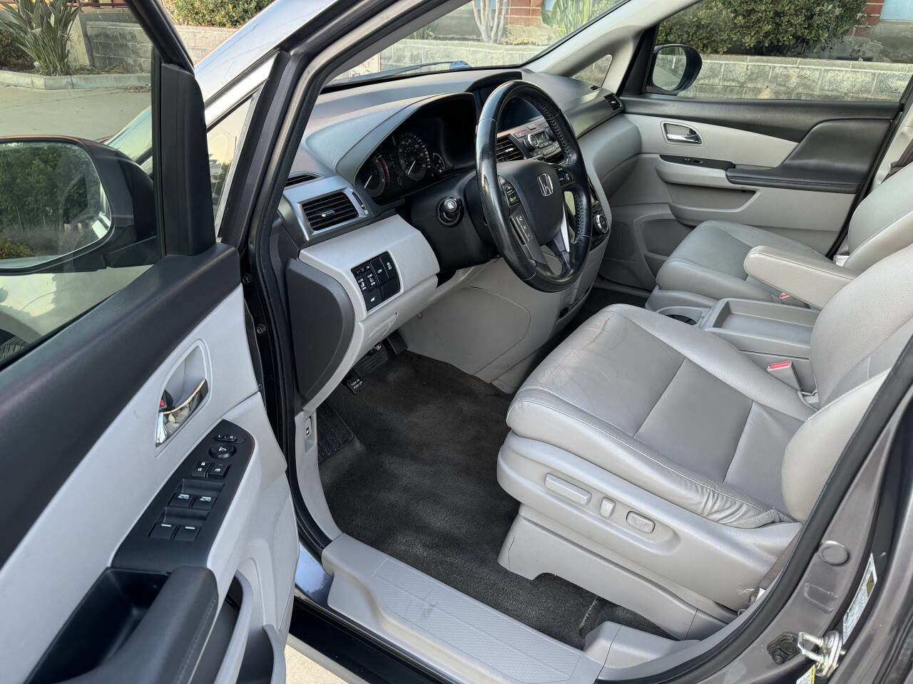 Used 2014 Honda Odyssey EX-L image 8