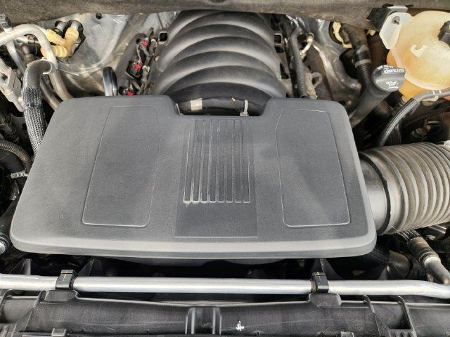 Used 2022 Chevrolet Suburban Z71 w/ Luxury Package AWD/4WD image 33
