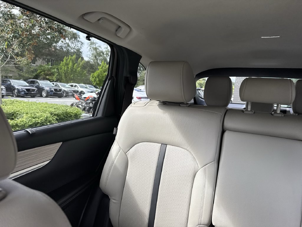 Used 2024 MAZDA CX-90 Plug-In Hybrid w/ Preferred AWD/4WD image 17