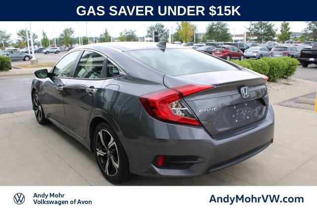 Used 2018 Honda Civic Touring image 4