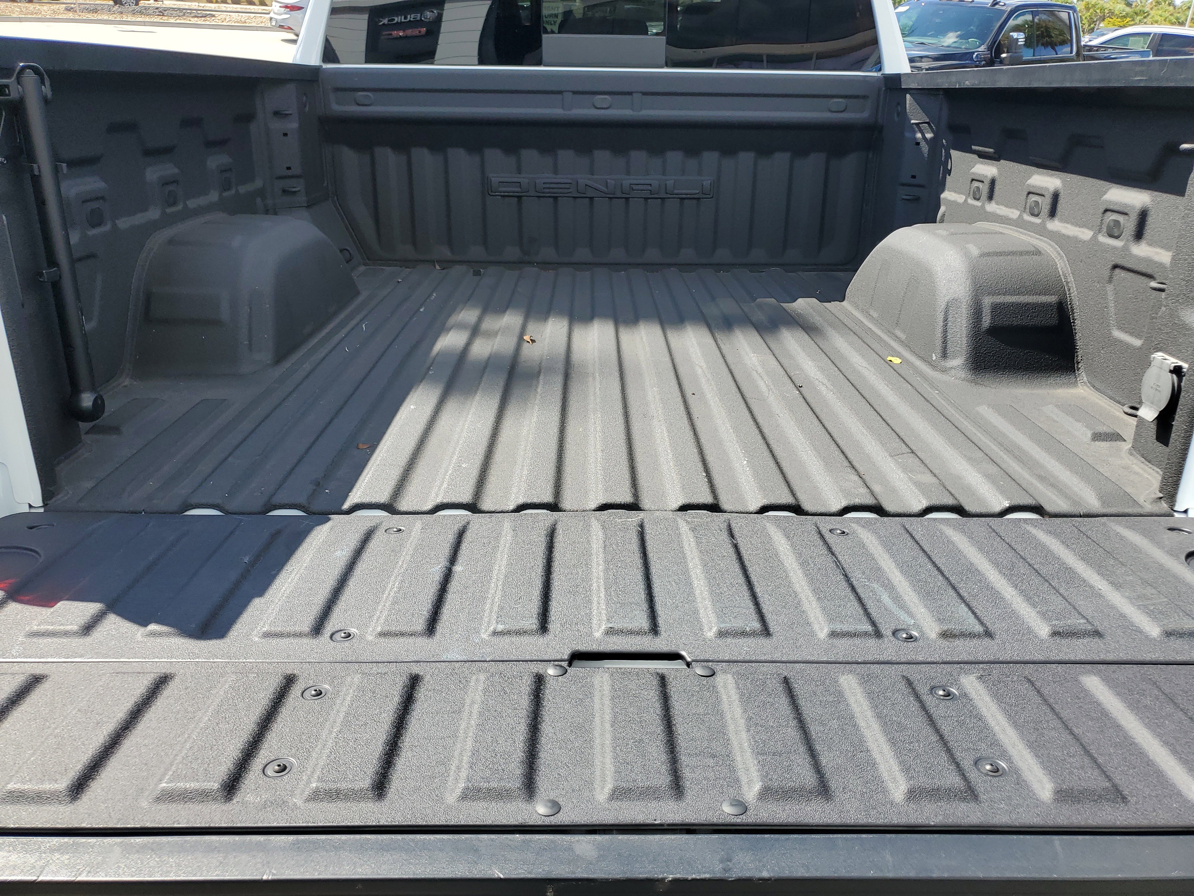 Used 2023 GMC Sierra 1500 Denali w/ Denali Reserve Package image 32