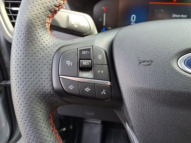 Used 2023 Ford Escape ST-Line w/ Tech Pack #1 AWD/4WD image 18