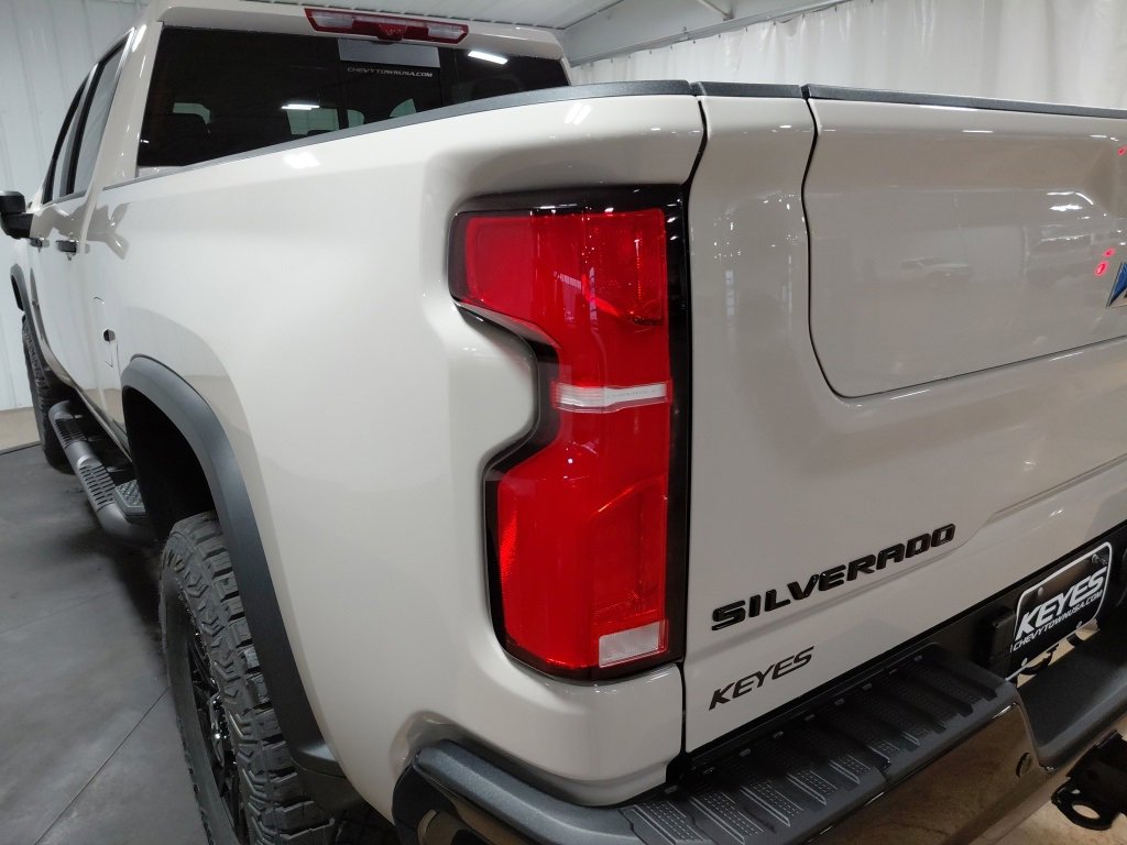 New 2026 Chevrolet Silverado 2500 ZR2 w/ LPO, Dark Essentials Package image 16