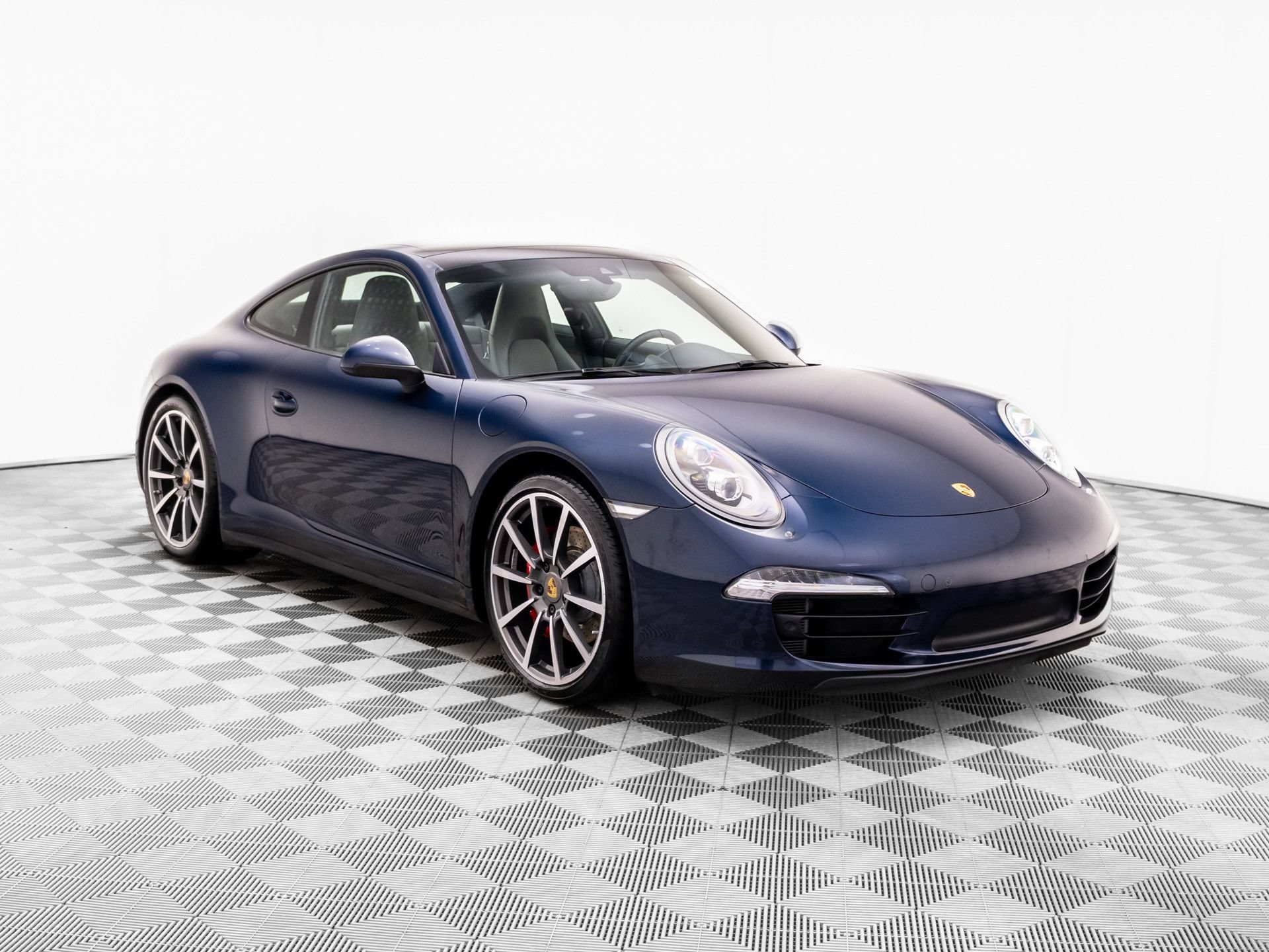 Used 2015 Porsche 911 Carrera 4S AWD/4WD image 6