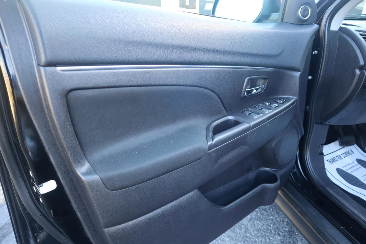 Used 2015 Mitsubishi Outlander Sport SE image 54