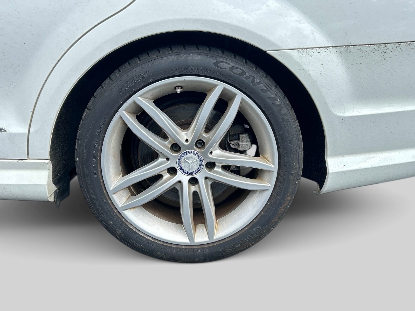 Used 2013 Mercedes-Benz C 300 4MATIC Sedan image 9