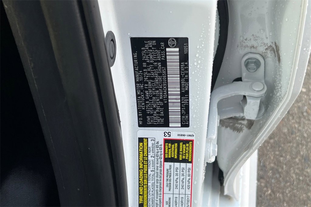 Used 2025 Toyota Camry XSE image 31