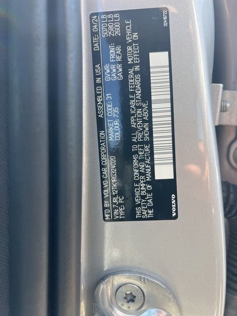 Used 2024 Volvo S60 B5 Core image 9