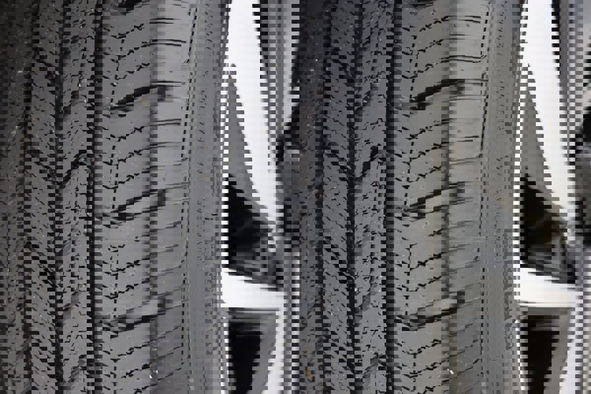 Used 2024 Volkswagen Atlas SE image 14