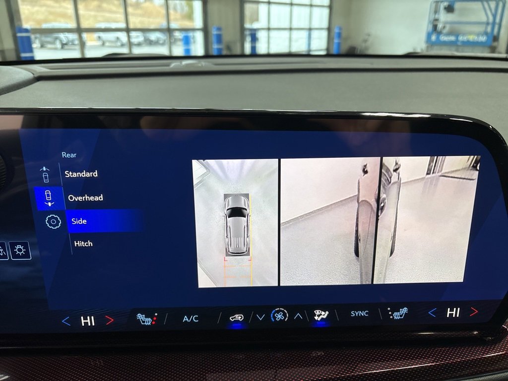 New 2026 Chevrolet Traverse Z71 image 21