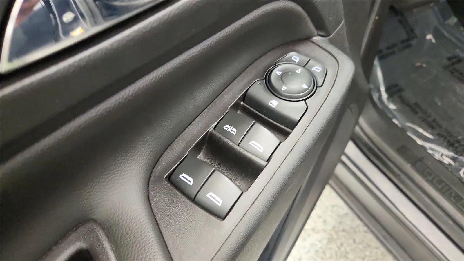 Used 2022 Chevrolet Equinox LT FWD image 22