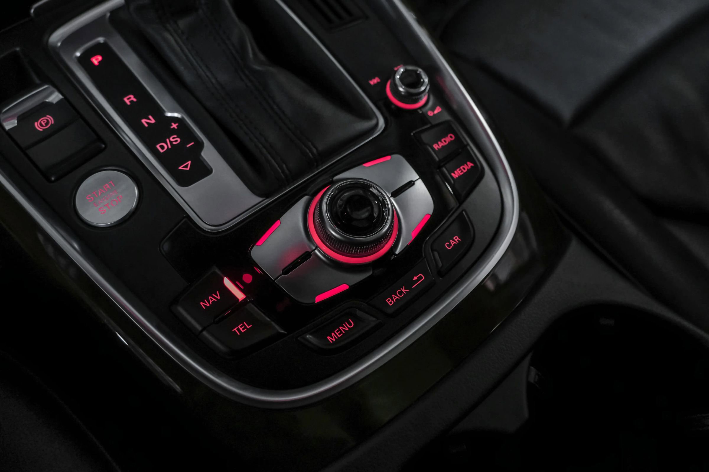 Used 2016 Audi Q5 2.0T Premium Plus w/ Technology Package image 27