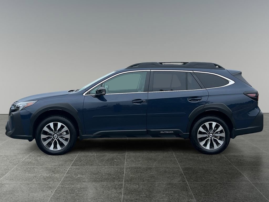 Used 2025 Subaru Outback Limited image 4
