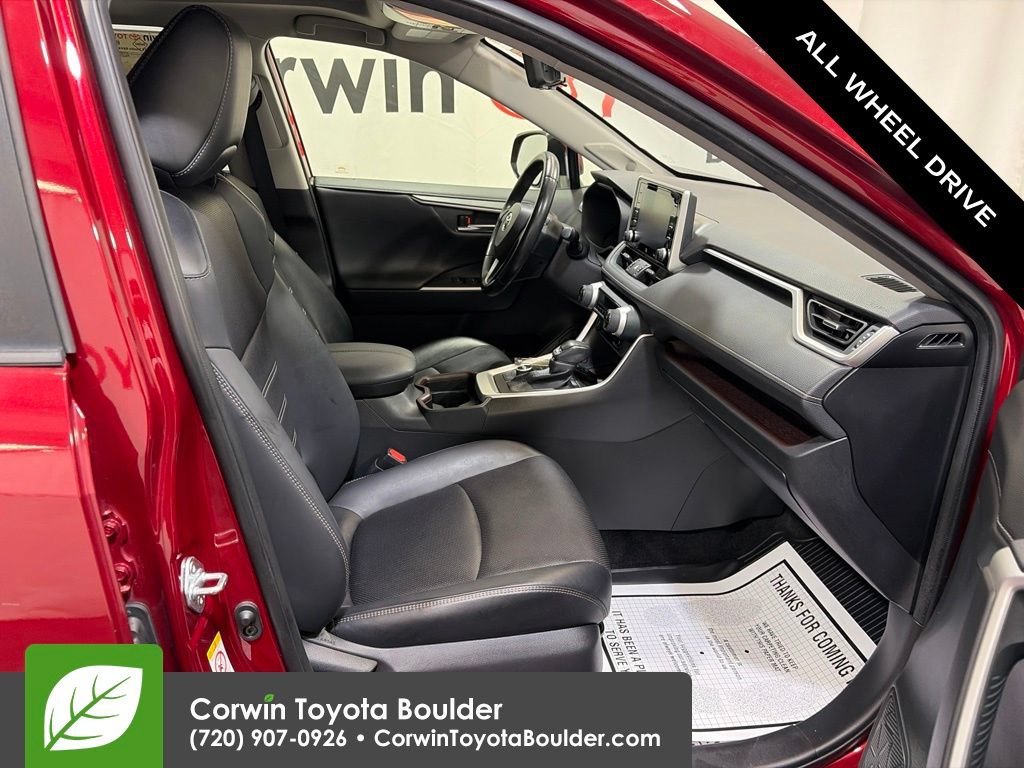Used 2019 Toyota RAV4 Limited w/ Cold Weather Package AWD/4WD image 11