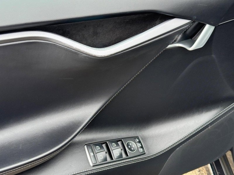 Used 2018 Tesla Model S 75D image 18