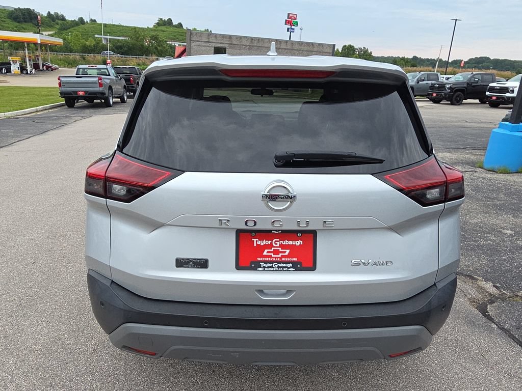 Used 2021 Nissan Rogue SV AWD/4WD image 7