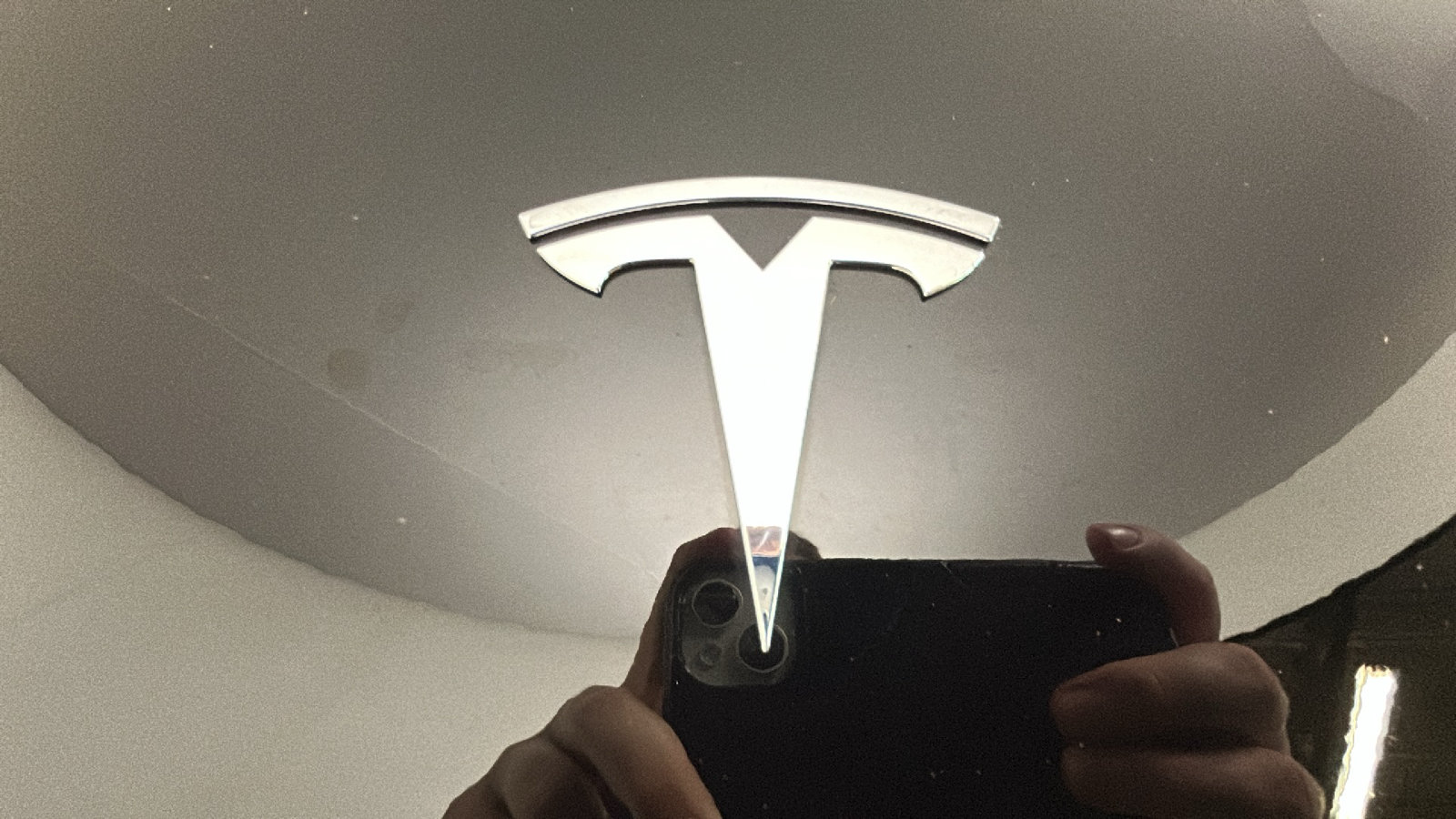 Used 2024 Tesla Model Y Long Range AWD/4WD image 8
