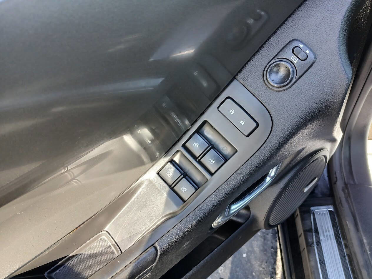 Used 2013 Chevrolet Camaro SS w/ RS Package image 13