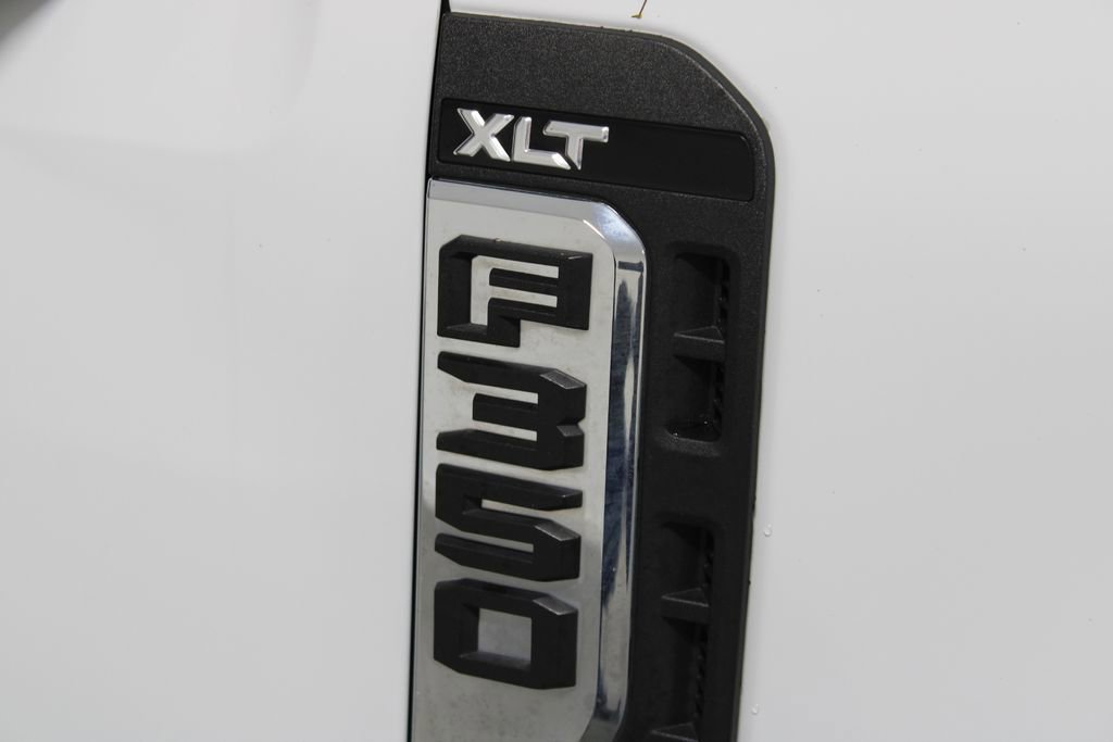 Used 2023 Ford F350 XLT w/ 360-Degree Camera Package image 12