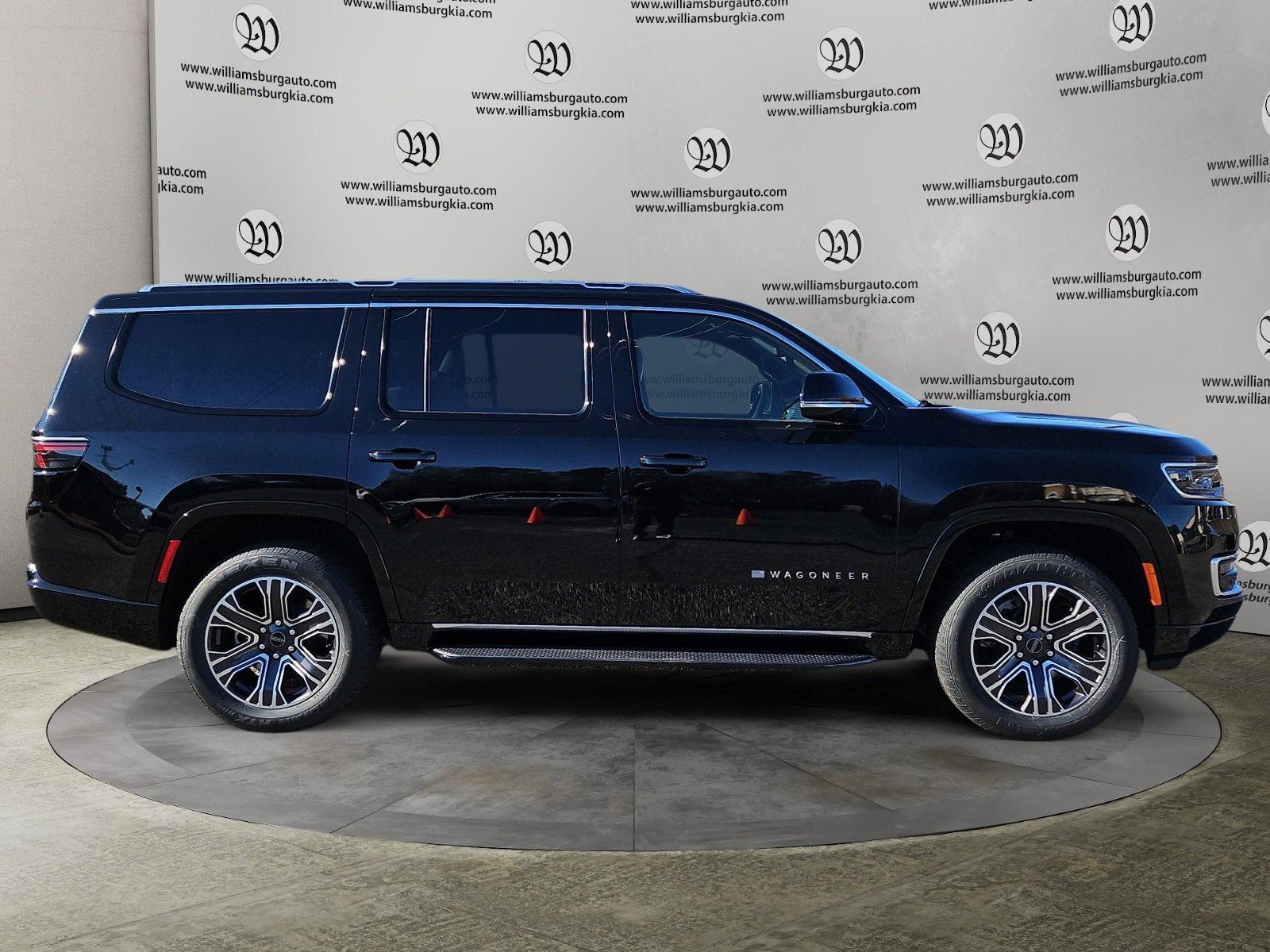 New 2025 Jeep Wagoneer 4WD w/ Premium Group I image 6