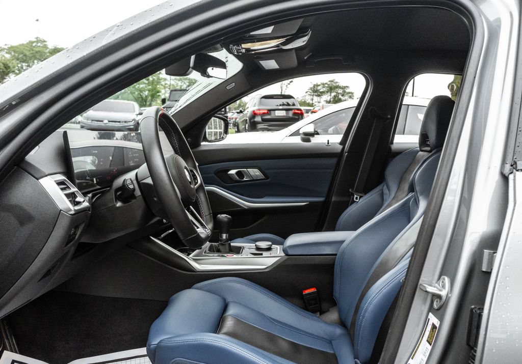 Used 2026 BMW M3 w/ Executive Package RWD image 28