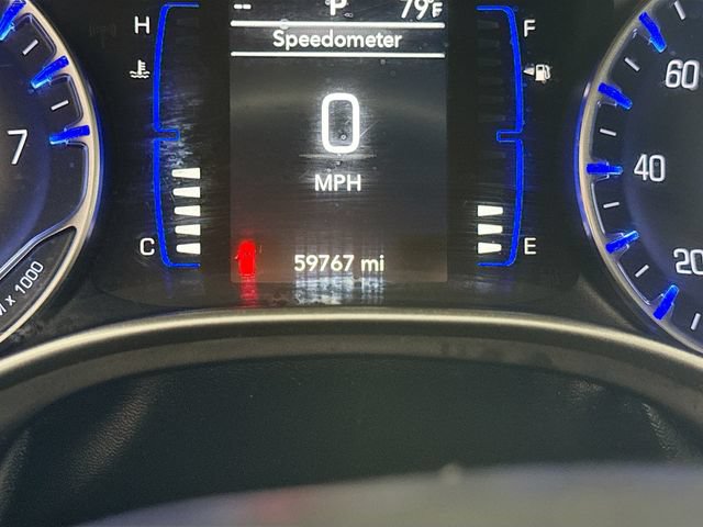 Used 2020 Chrysler Pacifica Touring-L FWD image 13