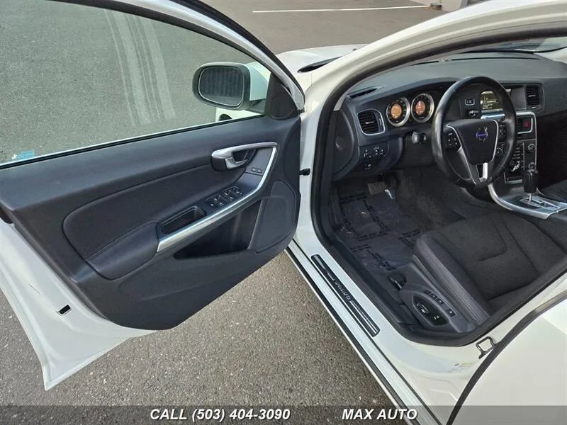 Used 2012 Volvo S60 T5 image 10