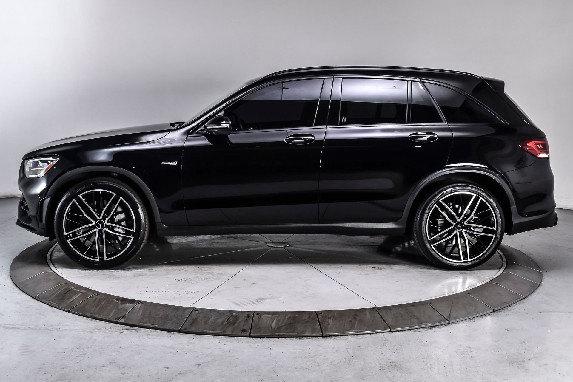 Used 2021 Mercedes-Benz GLC 43 AMG 4MATIC image 3