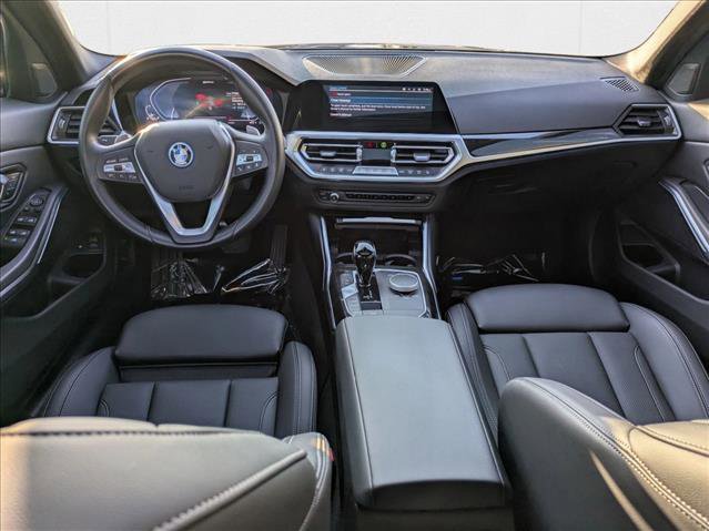 Used 2022 BMW 330e w/ Driving Assistance Package image 18