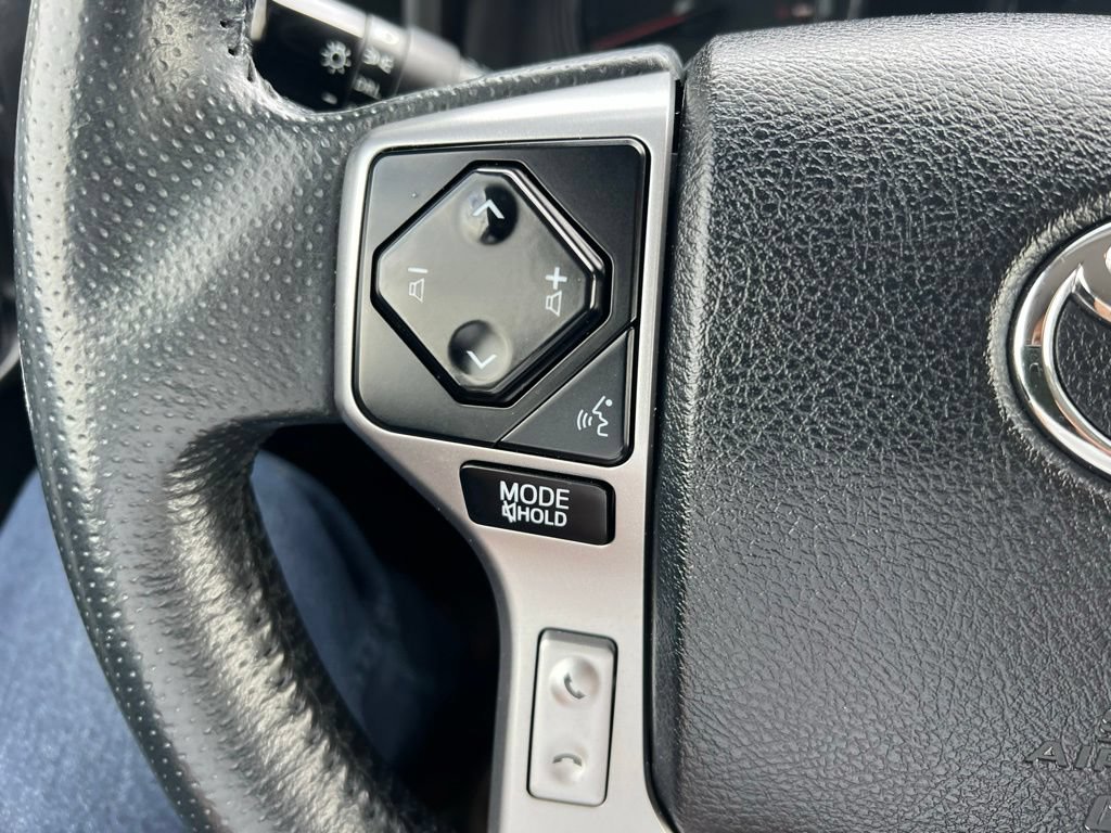Used 2021 Toyota 4Runner SR5 Premium AWD/4WD image 35