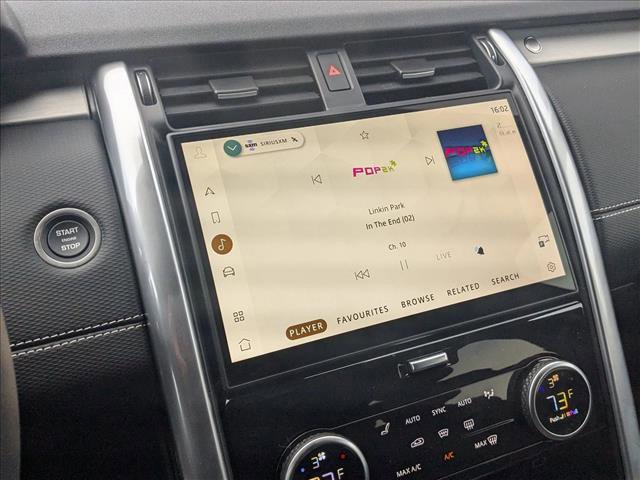 Used 2025 Land Rover Discovery Dynamic SE image 12