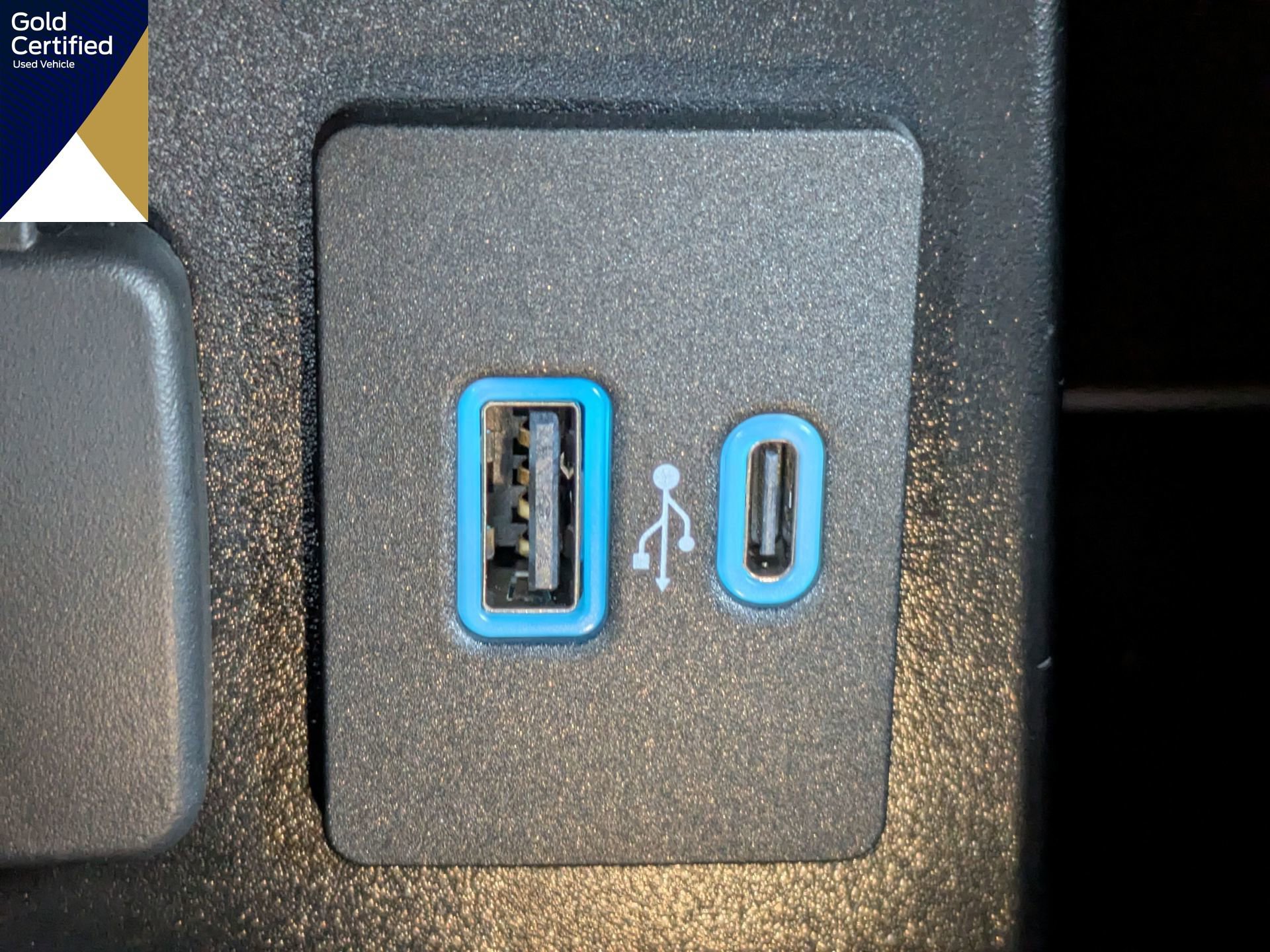 Certified 2023 Ford Explorer XLT image 27