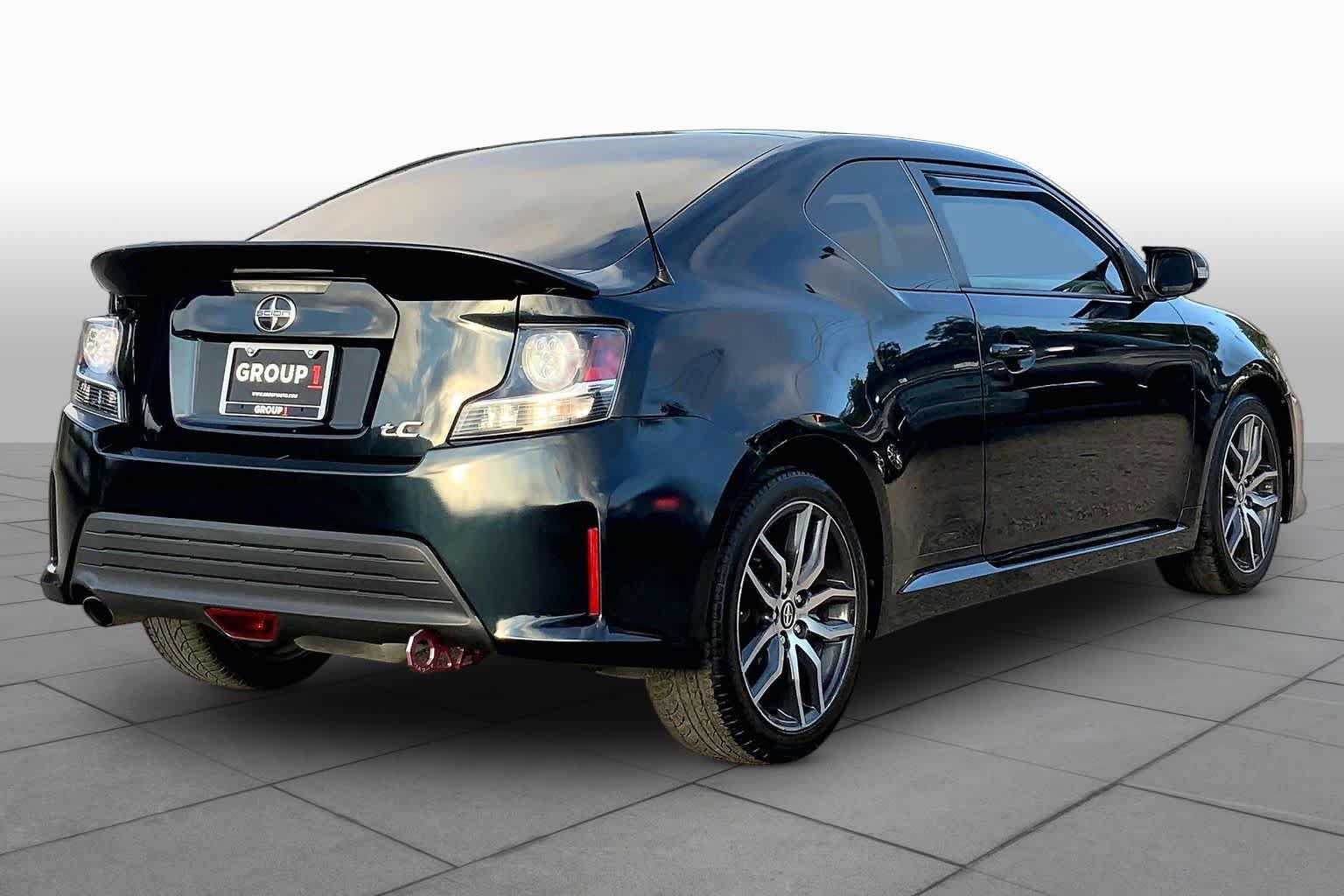 Used 2015 Scion tC FWD image 12