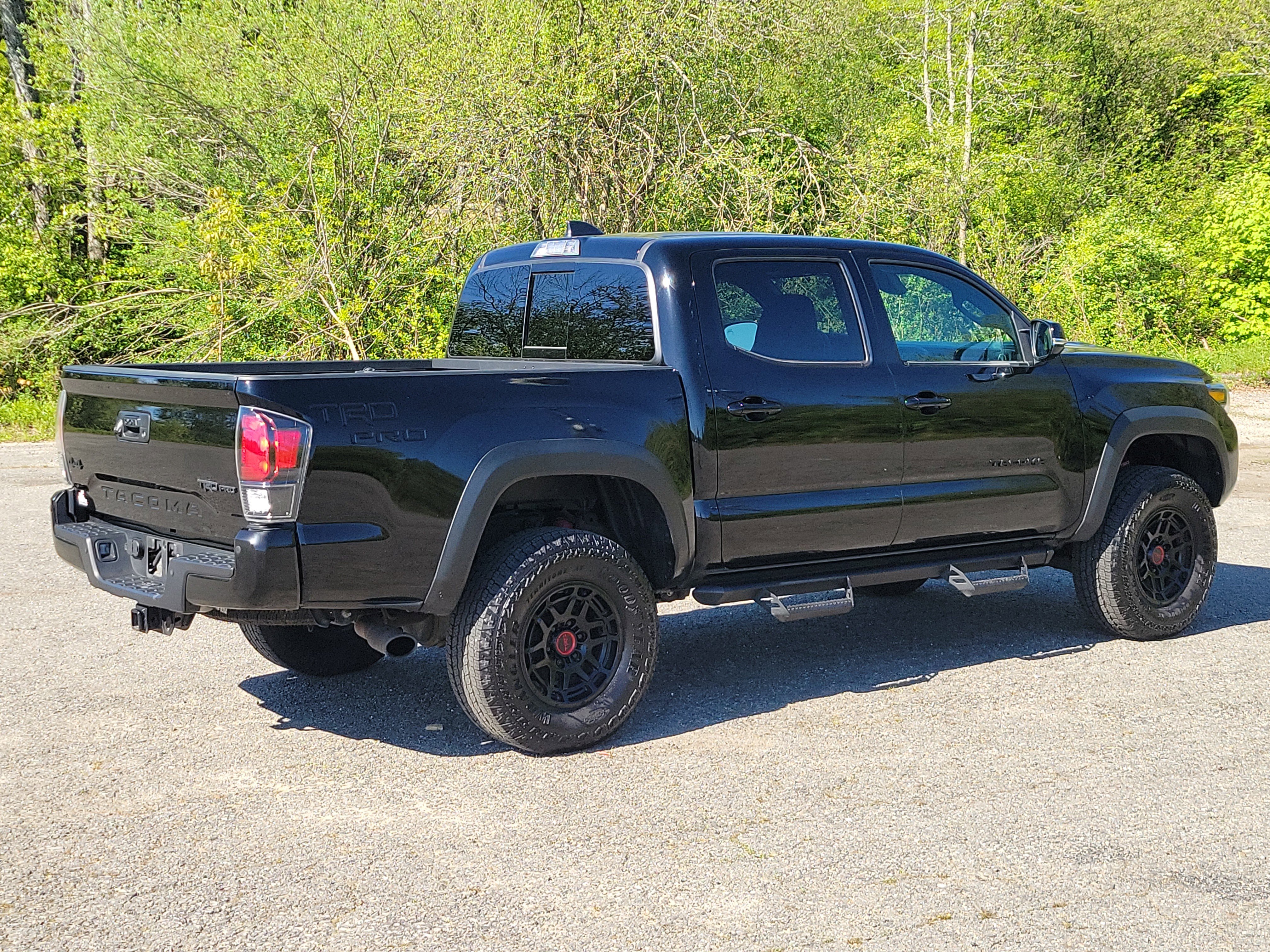 Used 2023 Toyota Tacoma TRD Pro AWD/4WD image 5