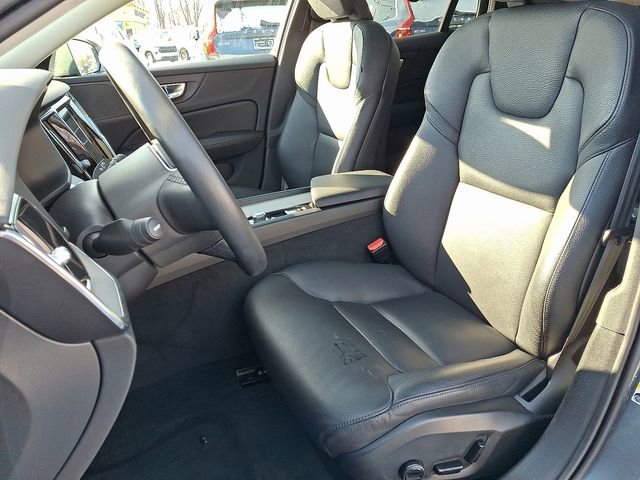 Used 2021 Volvo V60 T5 Cross Country w/ Climate Package image 14
