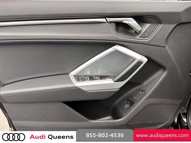 Used 2023 Audi Q3 2.0T Premium w/ Convenience Package AWD/4WD image 17